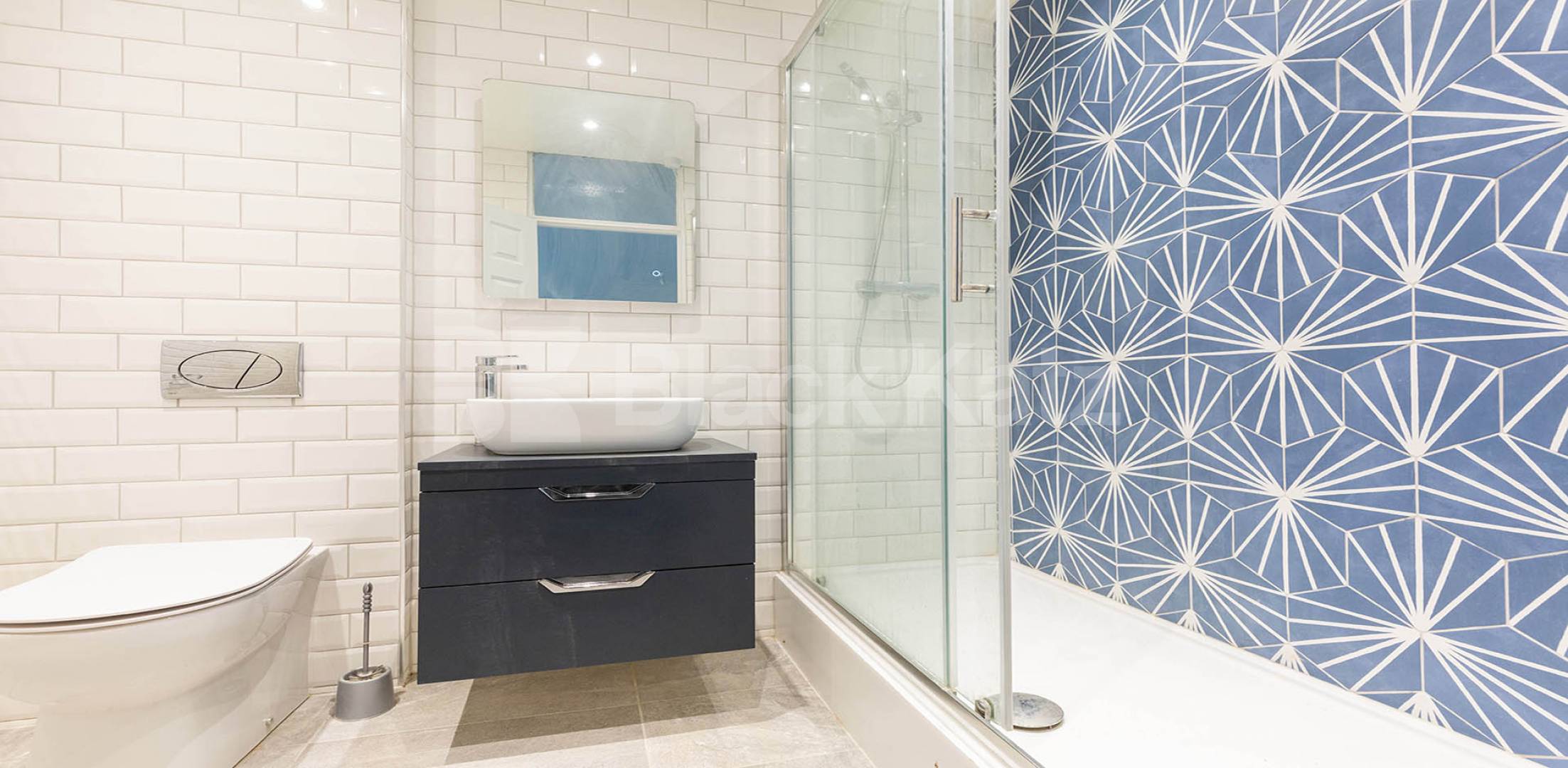 			3 Bedroom, 1 bath, 1 reception Flat			 Troutbeck, Albany Street, Camden / Euston